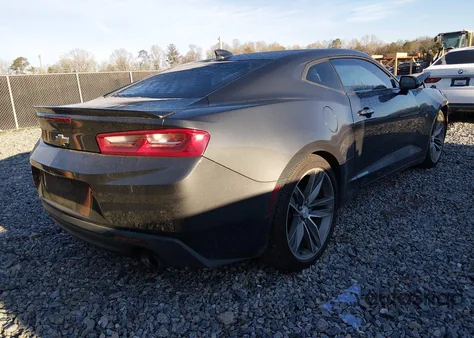 2018 Chevrolet Camaro 1Lt z USA, uszkodzony, nr VIN 1G1FB1RS6J0157900